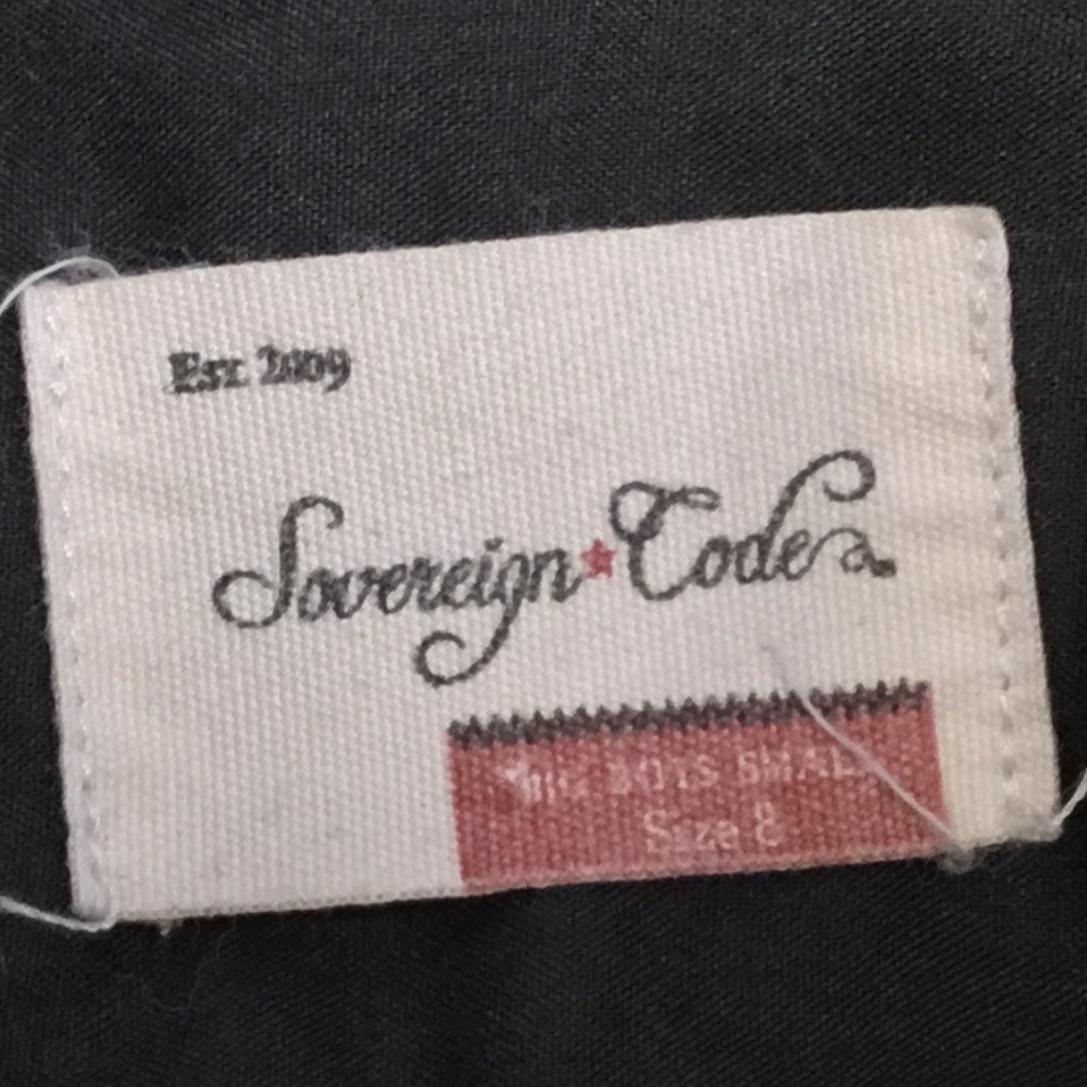 Black Sovereign code button down - Picture 3 of 5